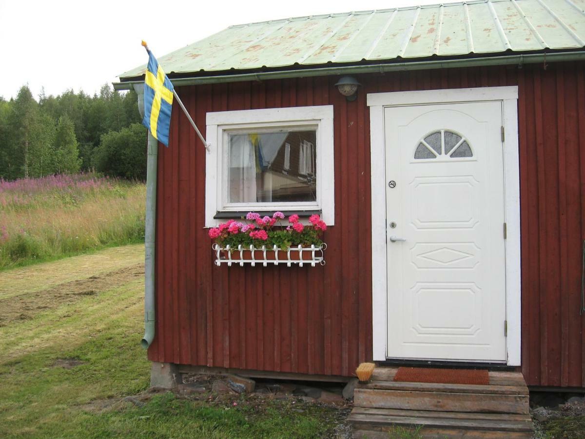 Lillvikens Gaesthuset Och Stugor Nedre Lillviken Luaran gambar