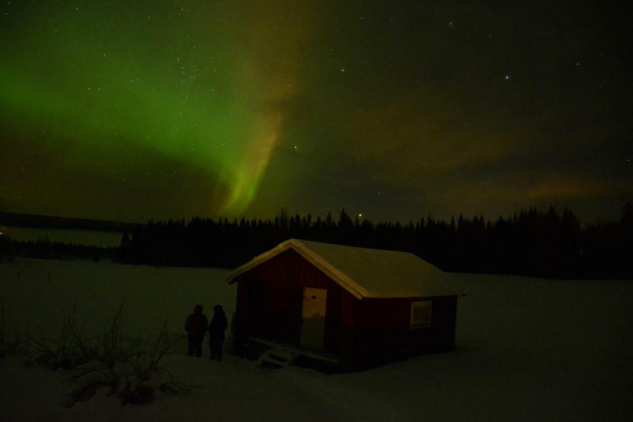 Lillvikens Gaesthuset Och Stugor Nedre Lillviken Luaran gambar